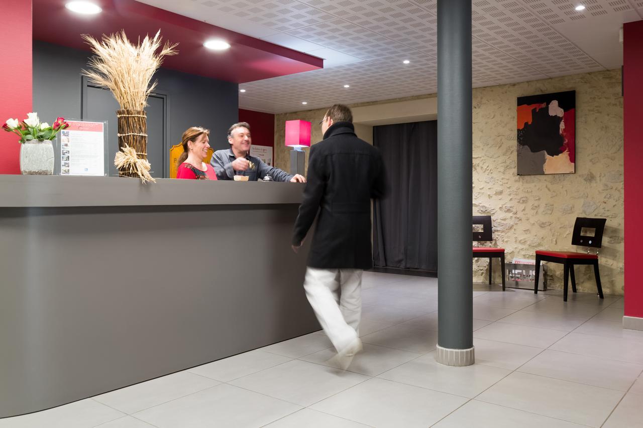 Logis Hotel & Restaurant Le Pardaillan Gondrin Exterior photo